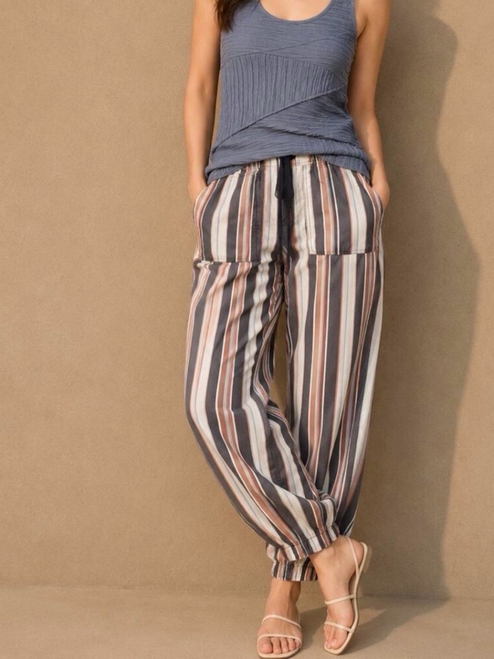 American Eagle Striped Relaxed Drawstring Pants
